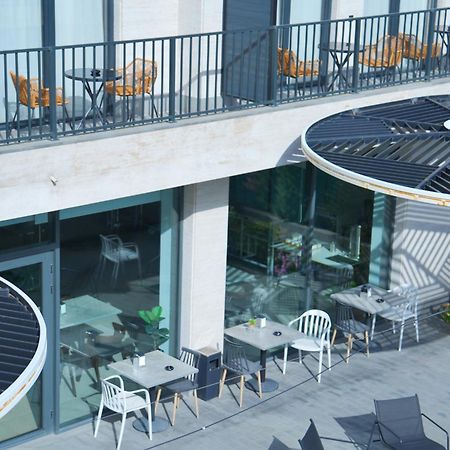 יירבאן 4Guest Hotel מראה חיצוני תמונה