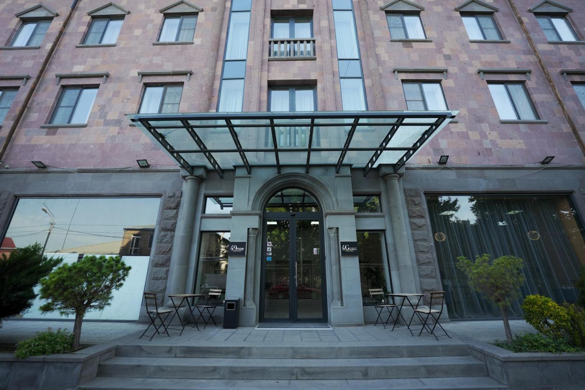 יירבאן 4Guest Hotel מראה חיצוני תמונה