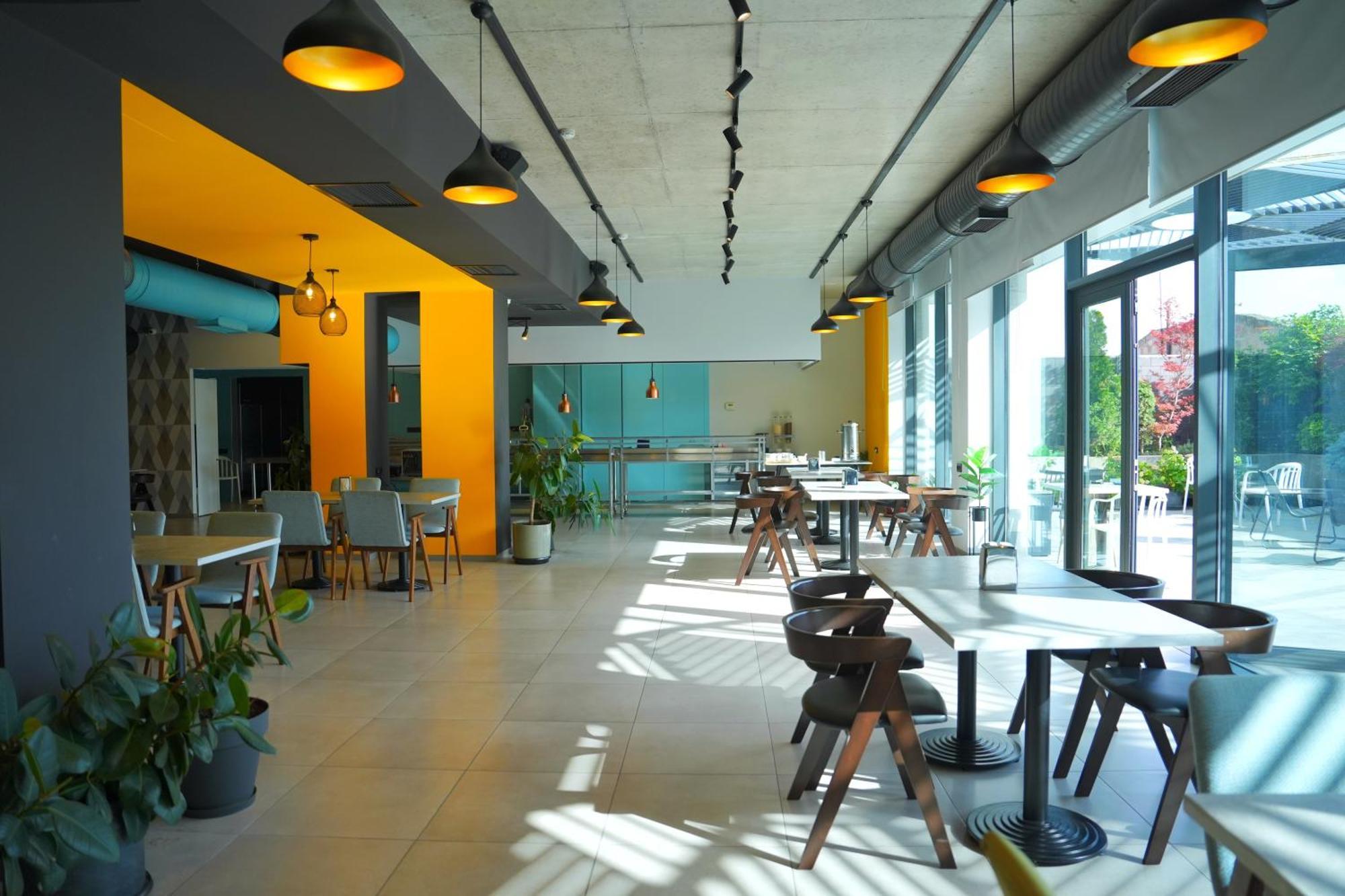 יירבאן 4Guest Hotel מראה חיצוני תמונה