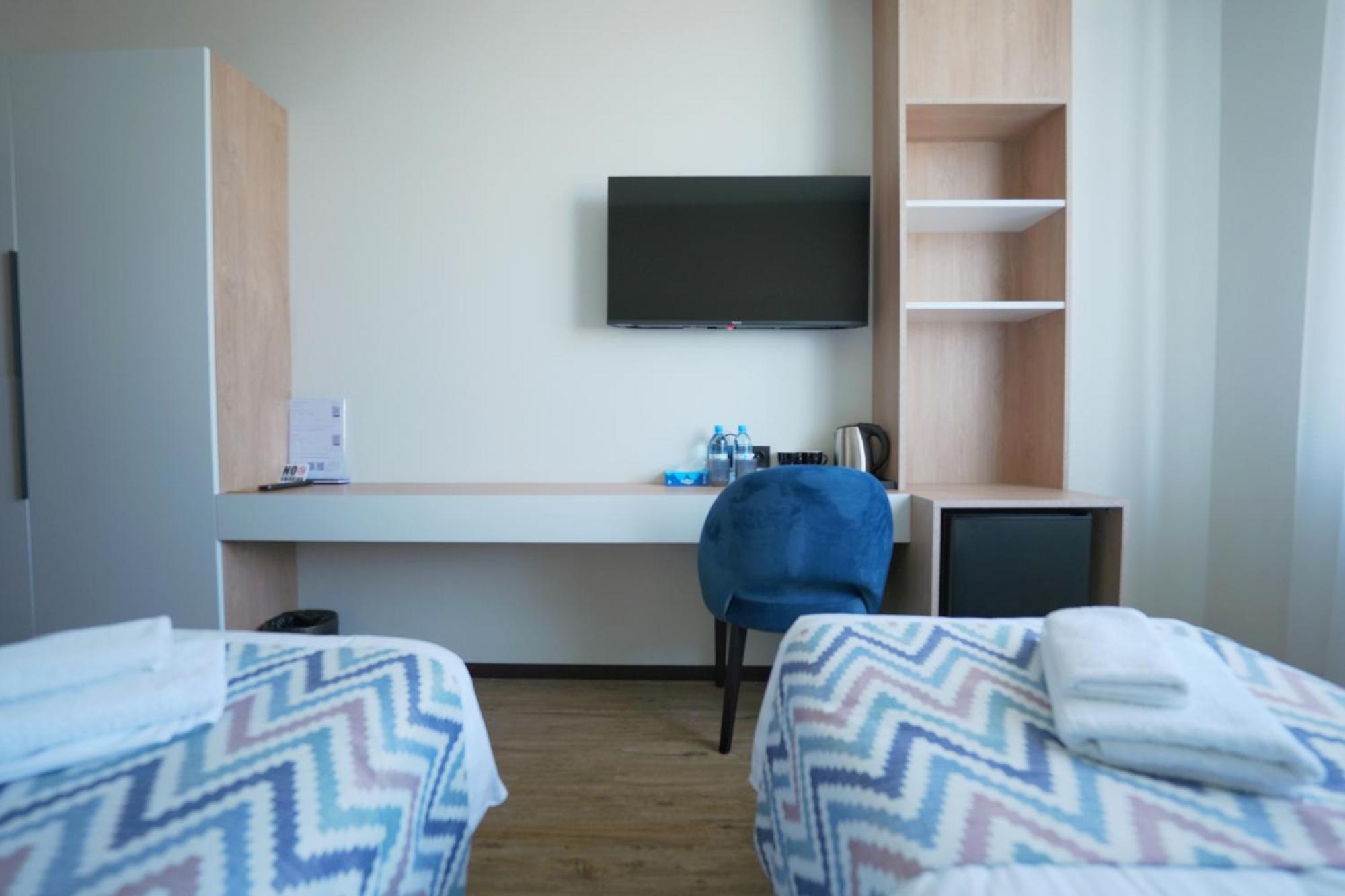 יירבאן 4Guest Hotel מראה חיצוני תמונה