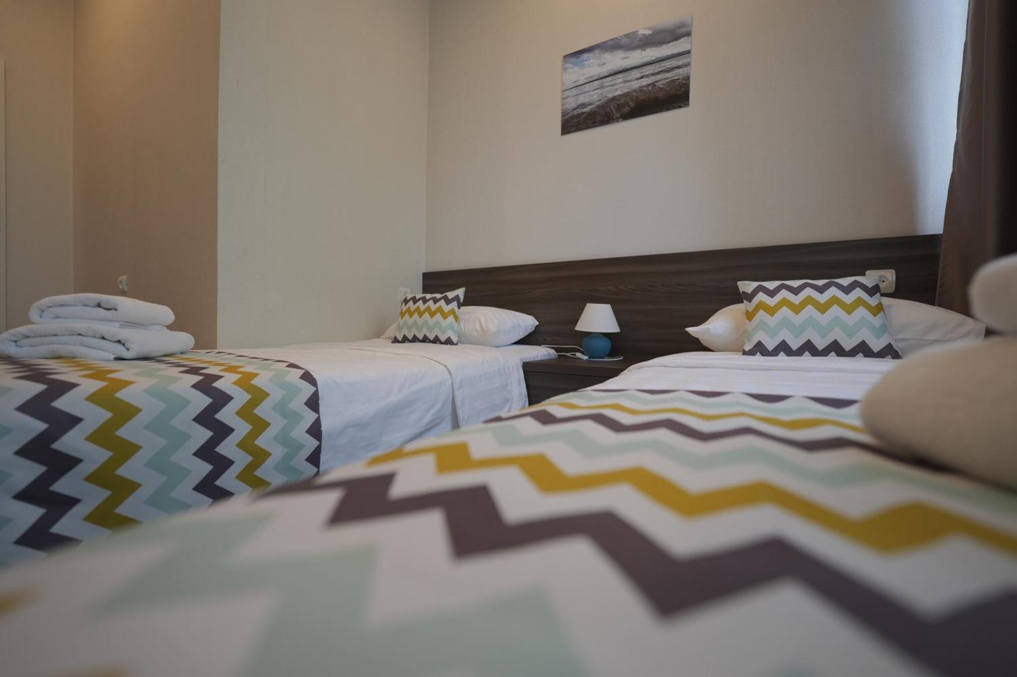 יירבאן 4Guest Hotel מראה חיצוני תמונה