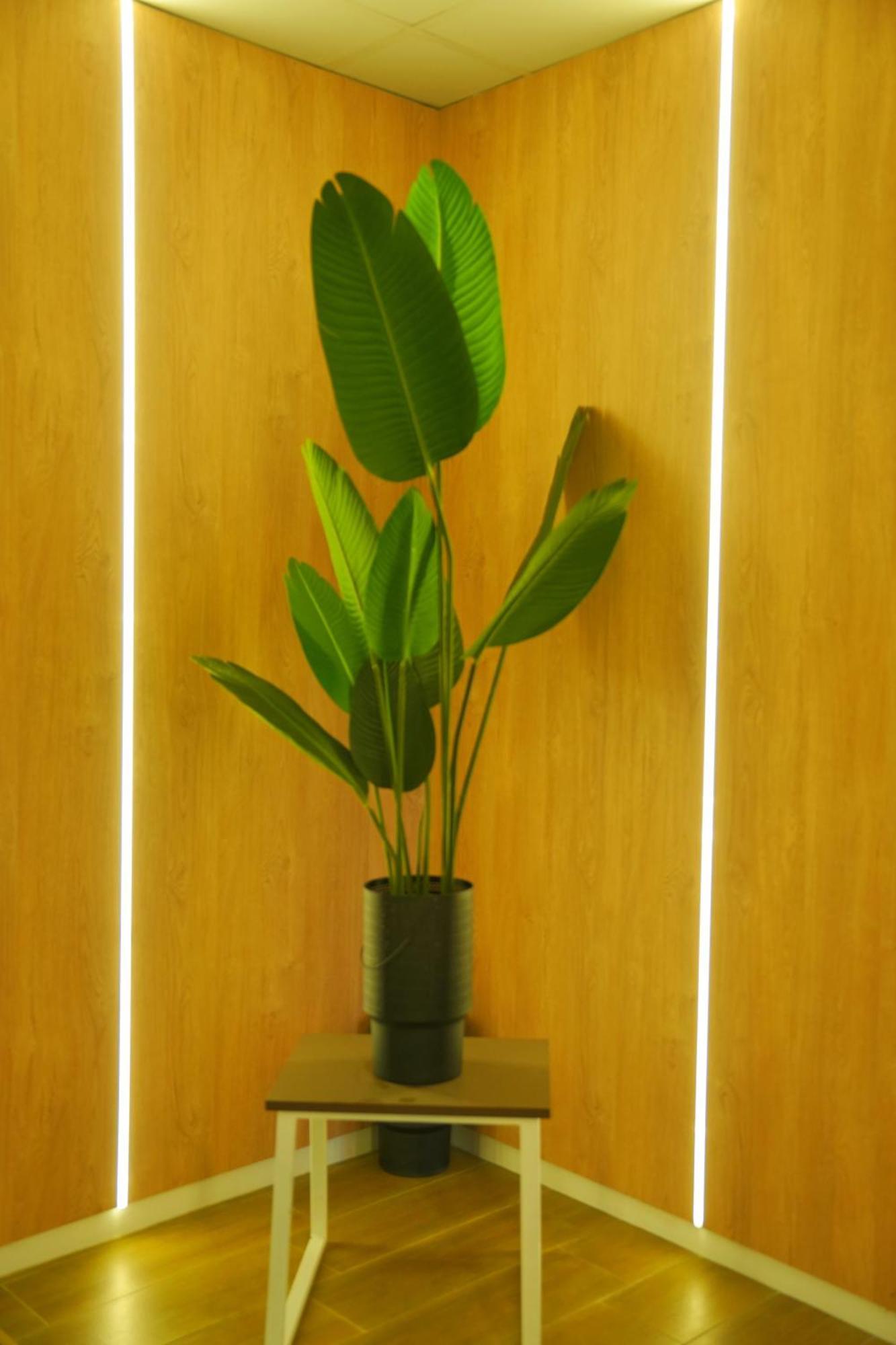 יירבאן 4Guest Hotel מראה חיצוני תמונה