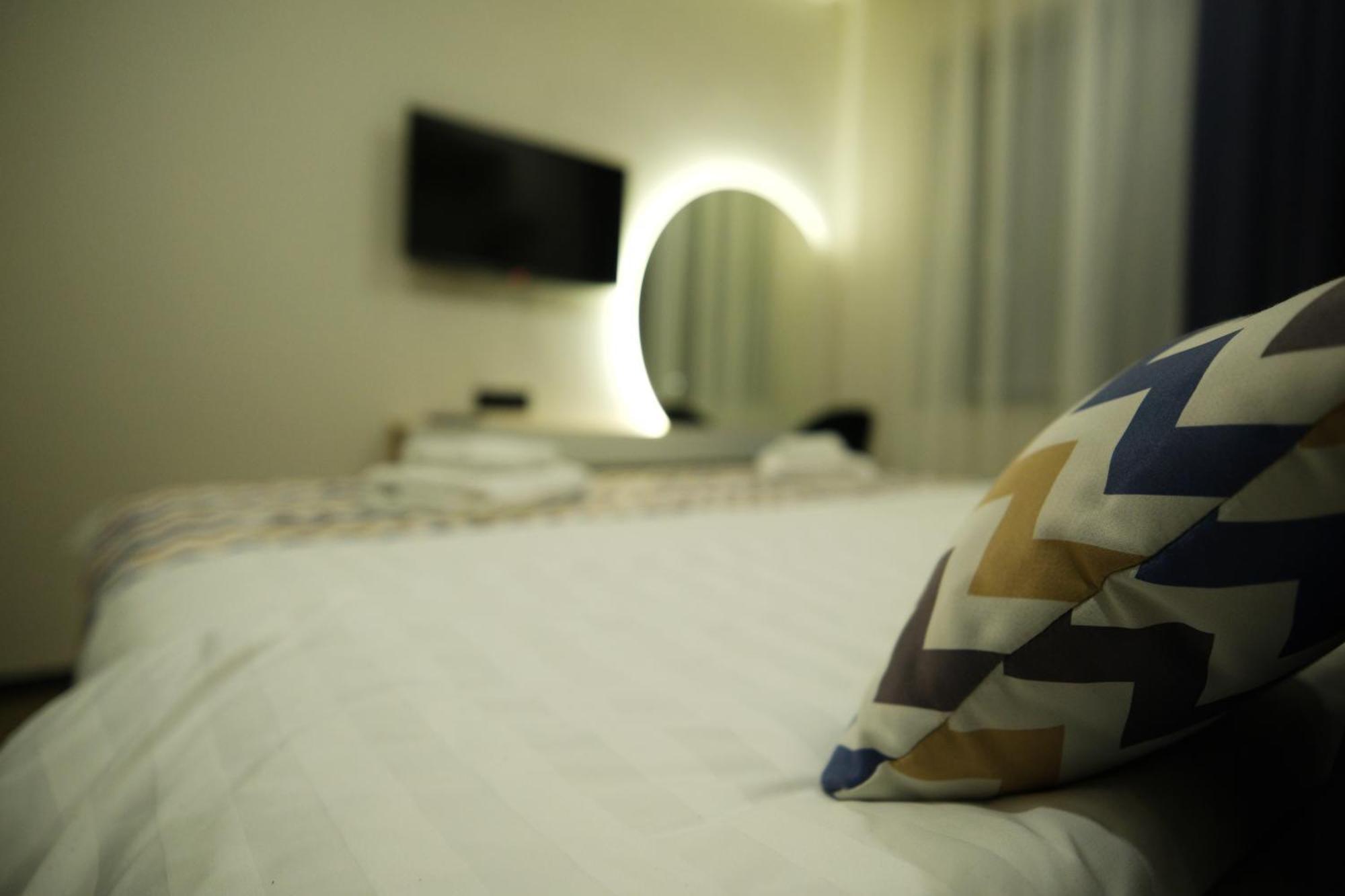 יירבאן 4Guest Hotel מראה חיצוני תמונה