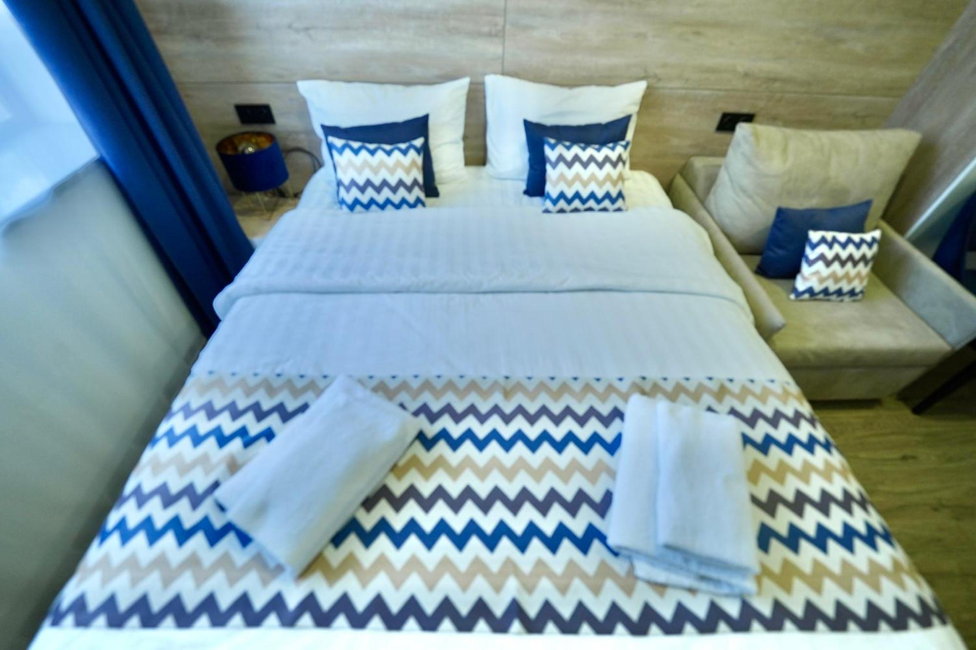 יירבאן 4Guest Hotel מראה חיצוני תמונה