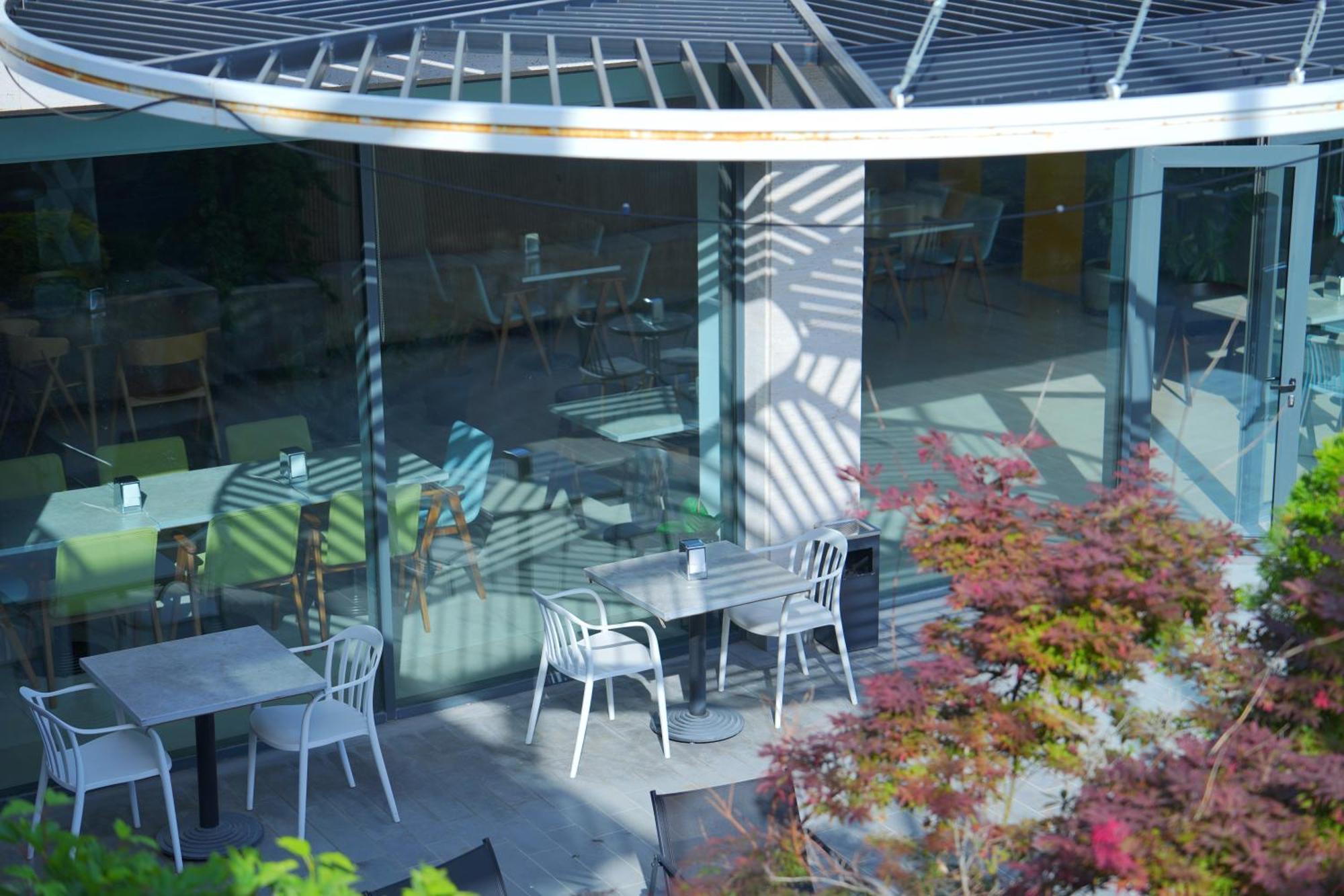 יירבאן 4Guest Hotel מראה חיצוני תמונה